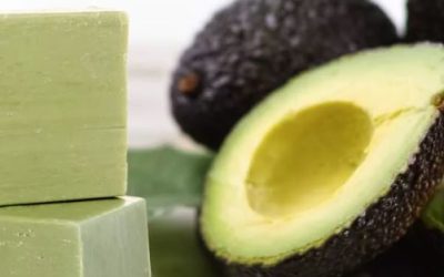 AVOCADO OIL – AWESOME FOR SOAP MAKING