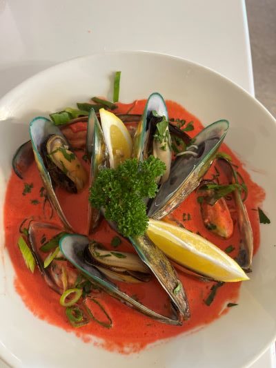 Thai Coconut Curry Mussels