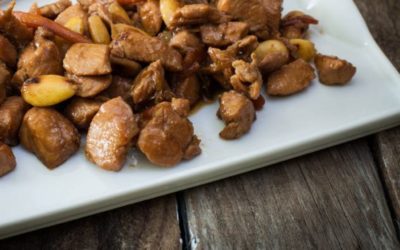 Chicken with almond flakes and Cinnamon Oil